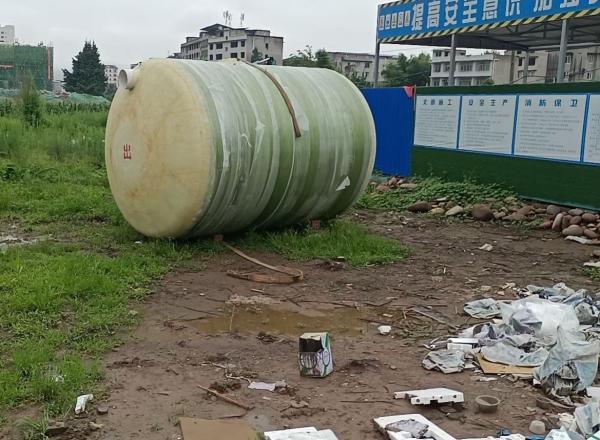 重庆遂宁船山区10立方玻璃钢化粪池项目